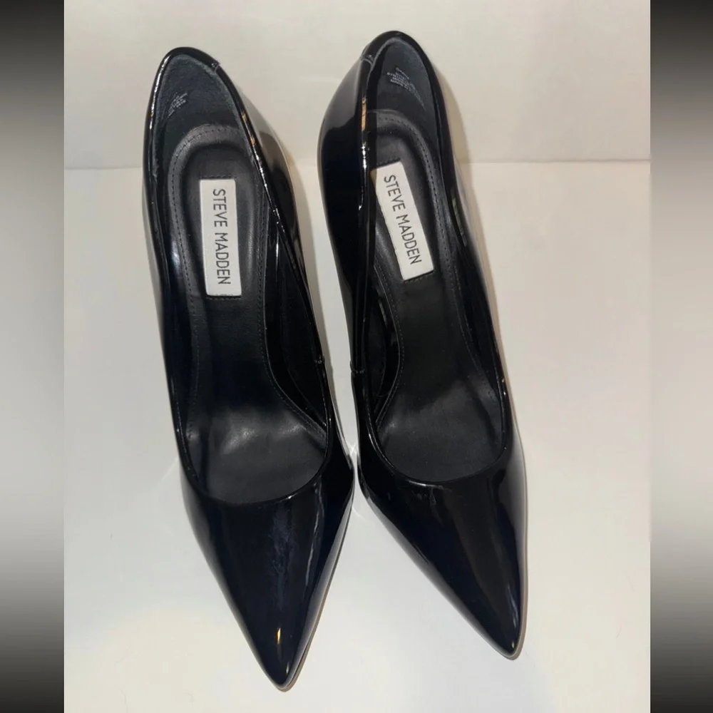 Steve Madden Black Patent Stilettos Sz 8 - Picture 6 of 9